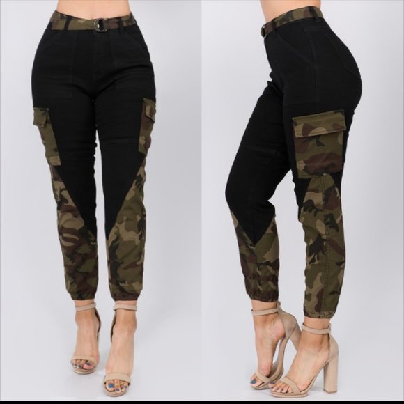 High Waist Camo/Black Block Joggers w/Belt - Picture 2 of 3
